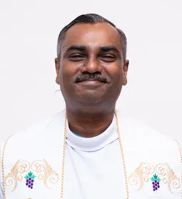 Rev. Fr. Raymond Raj.jpg
